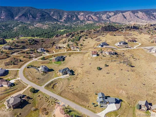 5291 Country Club Drive Larkspur, CO 80118