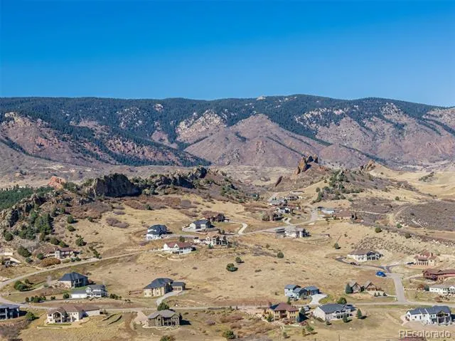 5291 Country Club Drive Larkspur, CO 80118