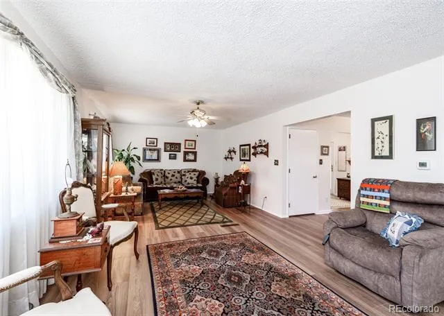 2527 E Caramillo Street Colorado Springs, CO 80909