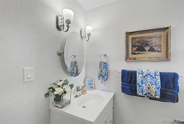6030 Snowbird Drive Colorado Springs, CO 80918