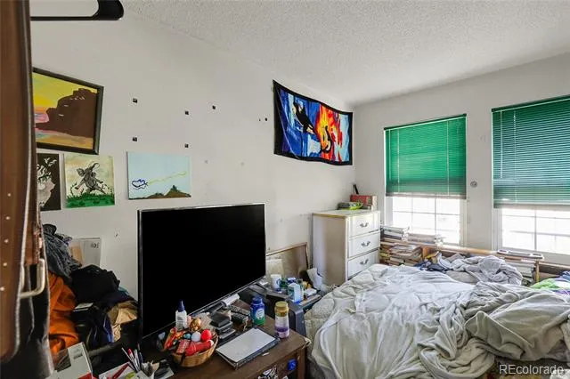 2864 S Vaughn Way Aurora, CO 80014