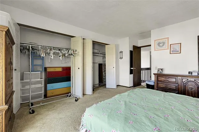 2864 S Vaughn Way Aurora, CO 80014