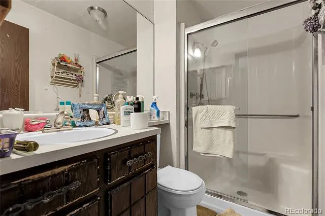 2864 S Vaughn Way Aurora, CO 80014