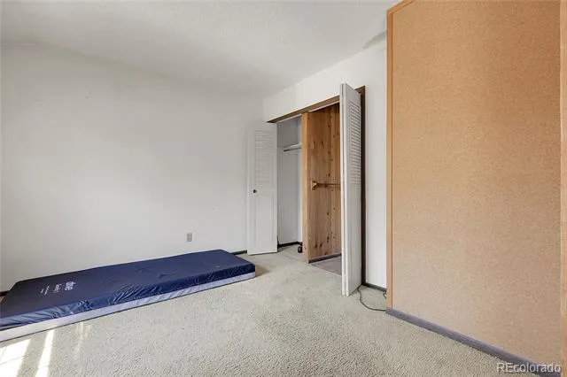 2864 S Vaughn Way Aurora, CO 80014