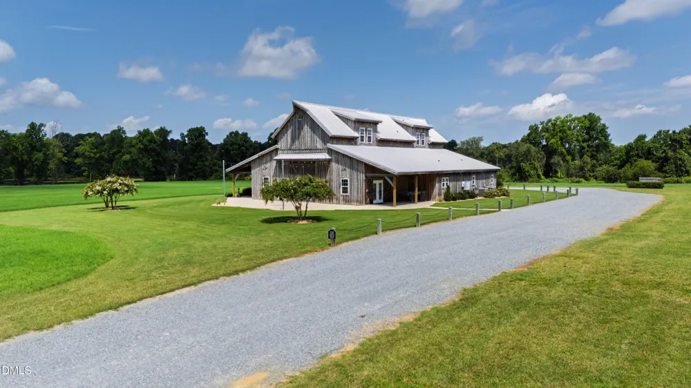 2725 Benson Hardee Road Benson, NC 27504