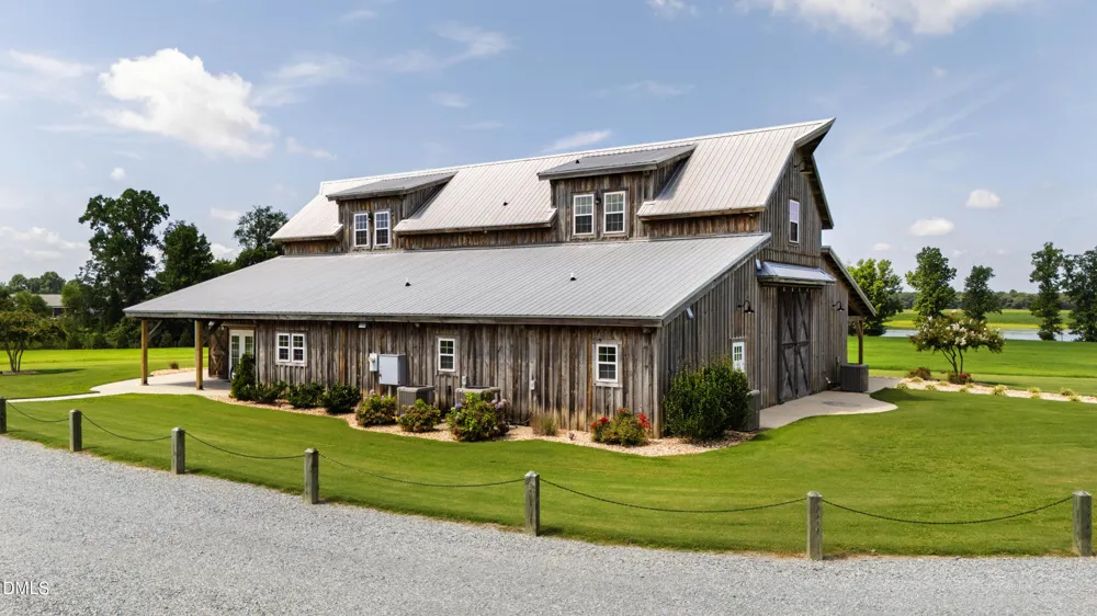 2725 Benson Hardee Road Benson, NC 27504