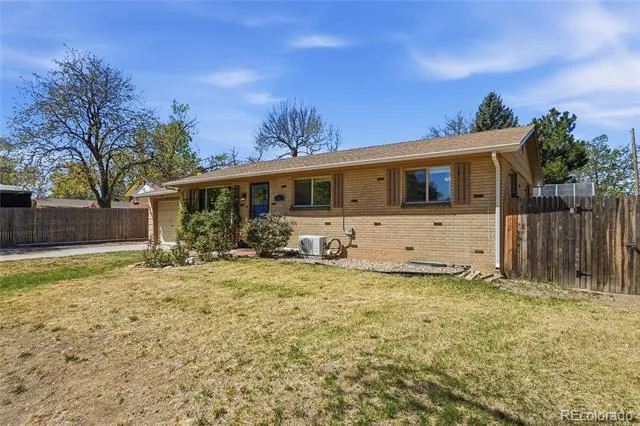 681 S Quari Street Aurora, CO 80012