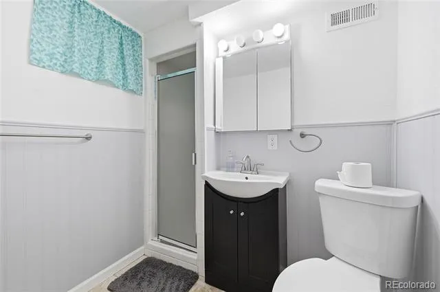 681 S Quari Street Aurora, CO 80012