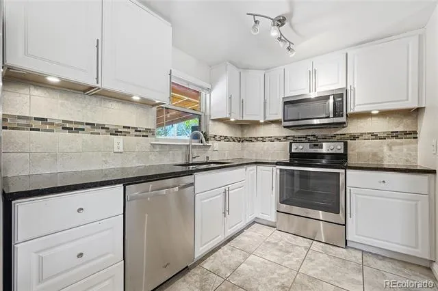 681 S Quari Street Aurora, CO 80012