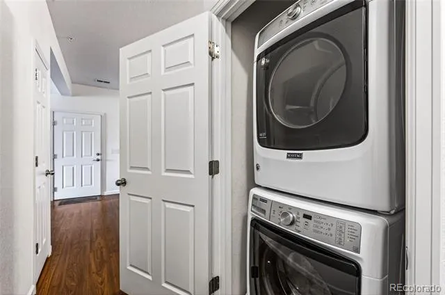 804 Summer Hawk Drive #8105 Longmont, CO 80504