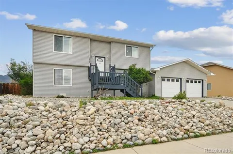 172 Larissa Lane