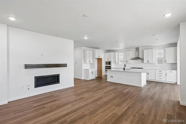 25264 E Warren Place Aurora, CO 80018
