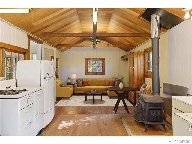 10763 Twin Spruce Road Golden, CO 80403