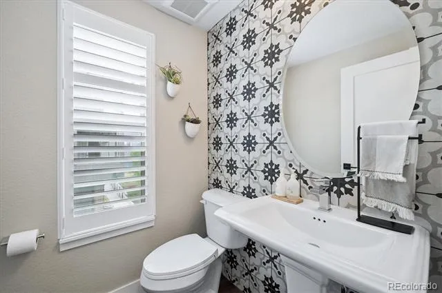 2694 W Grand Avenue Littleton, CO 80123