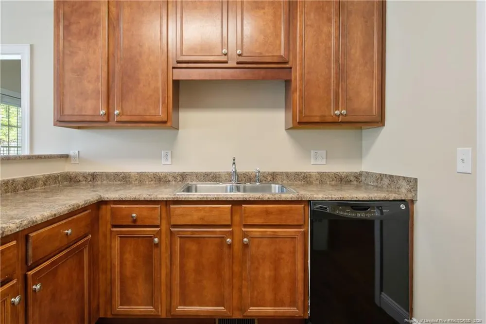 152 Lakeland Port Sanford, NC 27332
