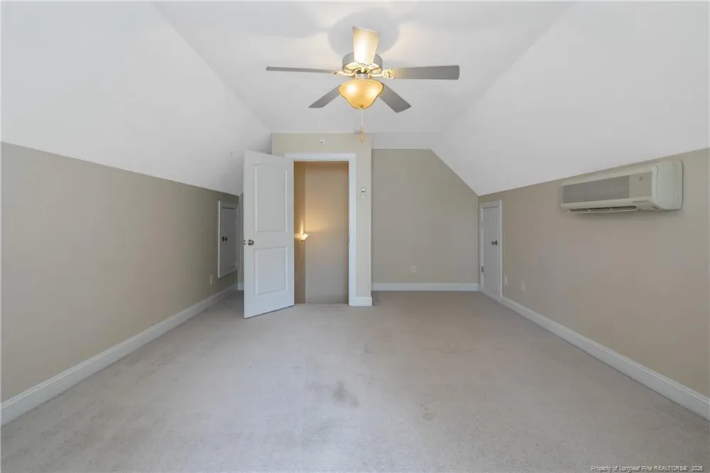 152 Lakeland Port Sanford, NC 27332