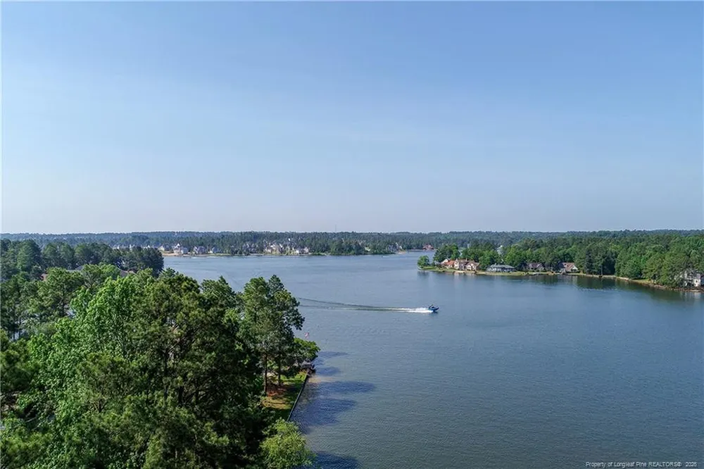 152 Lakeland Port Sanford, NC 27332