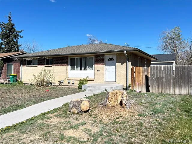 1720 Del Mar Parkway Aurora, CO 80010