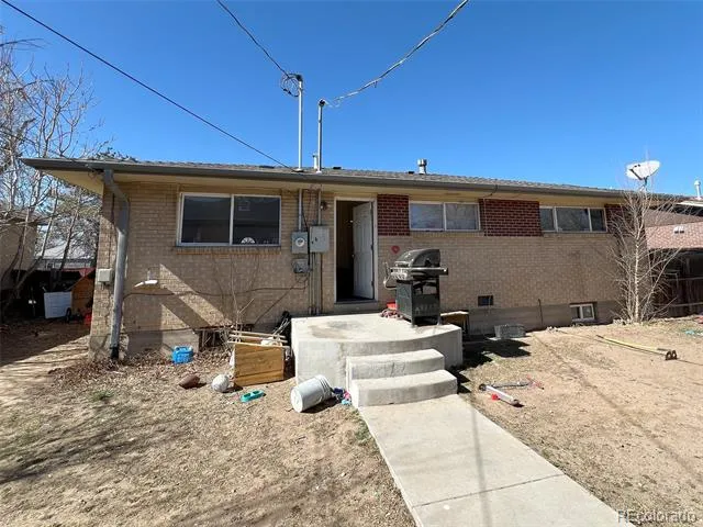 1720 Del Mar Parkway Aurora, CO 80010