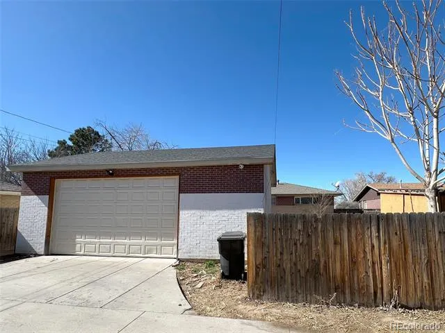1720 Del Mar Parkway Aurora, CO 80010