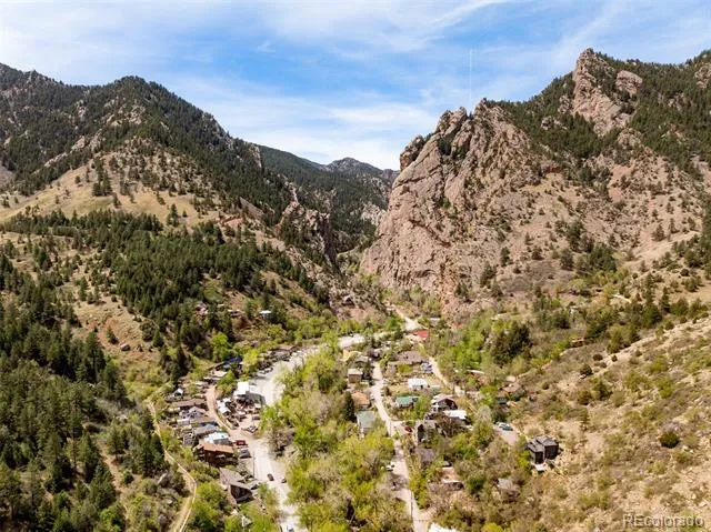 186 Baldwin Circle Eldorado Springs, CO 80025