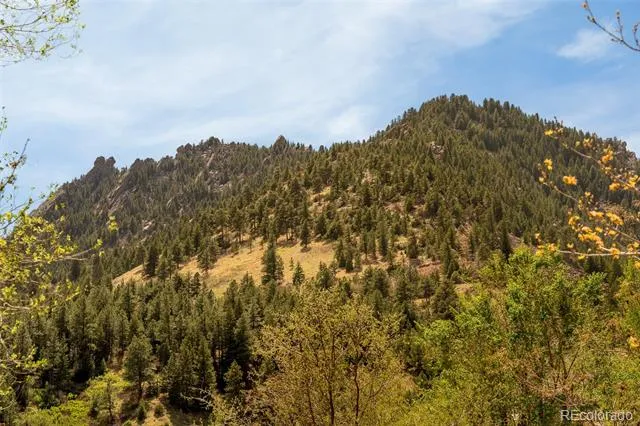 186 Baldwin Circle Eldorado Springs, CO 80025