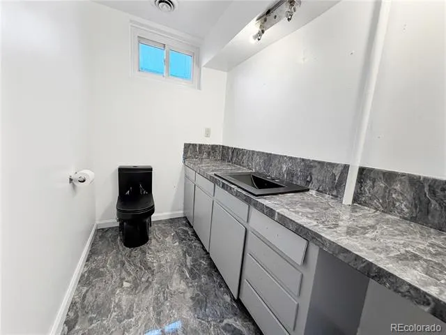 662 Ash Avenue Akron, CO 80720