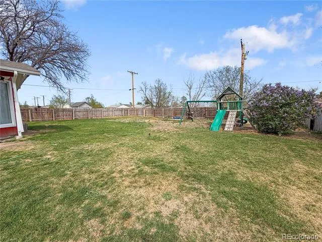 662 Ash Avenue Akron, CO 80720