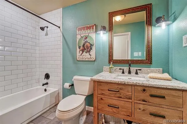 2190 E Floyd Avenue Englewood, CO 80113