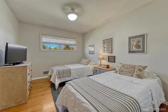 2190 E Floyd Avenue Englewood, CO 80113