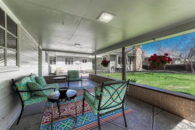 2190 E Floyd Avenue Englewood, CO 80113