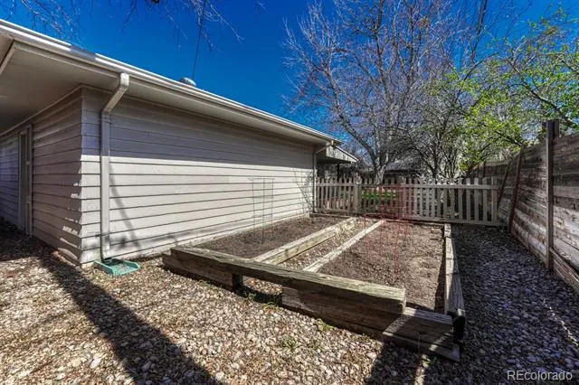 2190 E Floyd Avenue Englewood, CO 80113