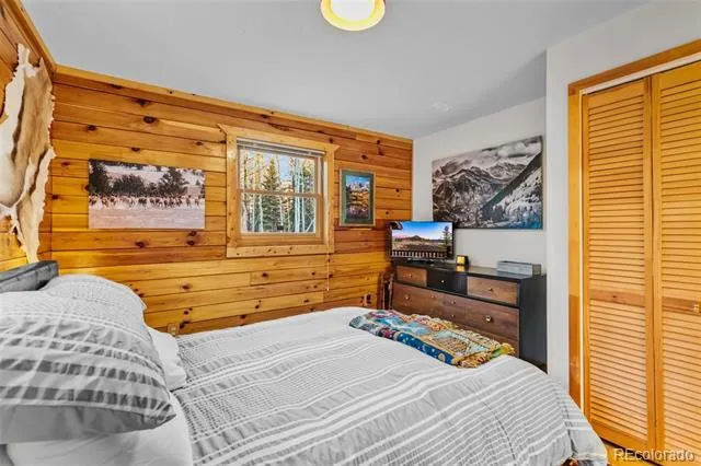 245 Outlaw Court Jefferson, CO 80456