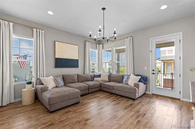 8978 Delacorte Street Highlands Ranch, CO 80129