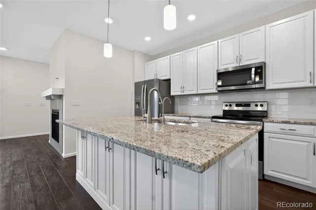 6050 Netherland Court Aurora, CO 80019