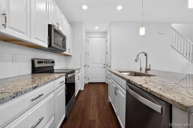 6050 Netherland Court Aurora, CO 80019