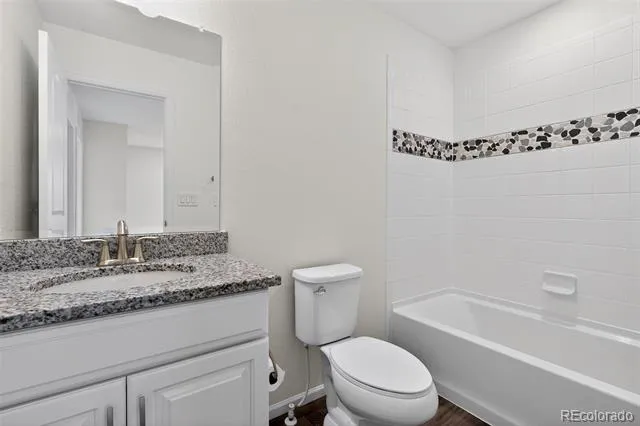 6050 Netherland Court Aurora, CO 80019