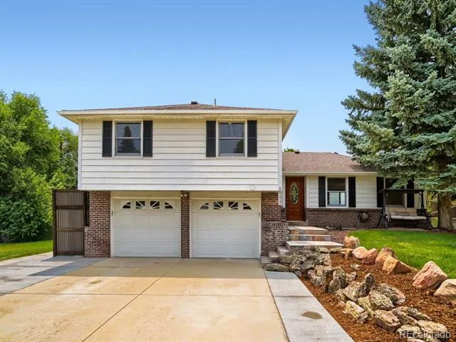 12875 Hillcrest Drive Longmont, CO 80504