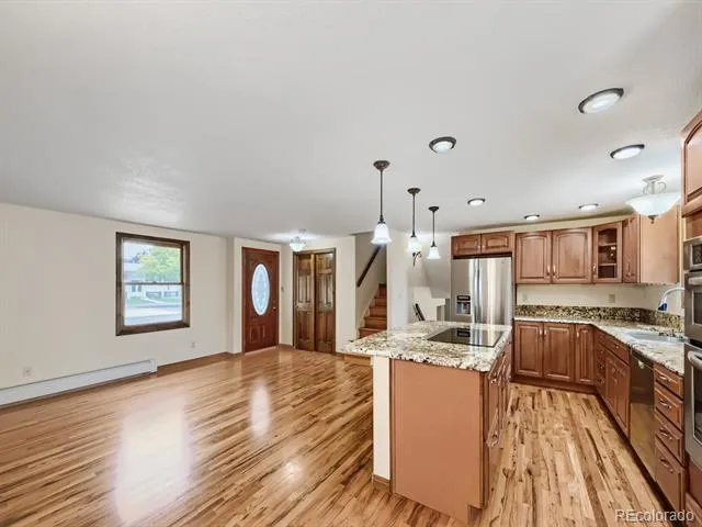 12875 Hillcrest Drive Longmont, CO 80504