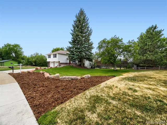 12875 Hillcrest Drive Longmont, CO 80504