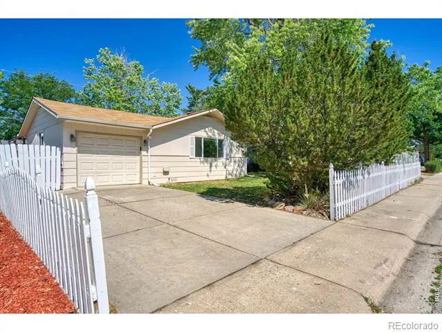 1415 S Douglas Avenue Loveland, CO 80537
