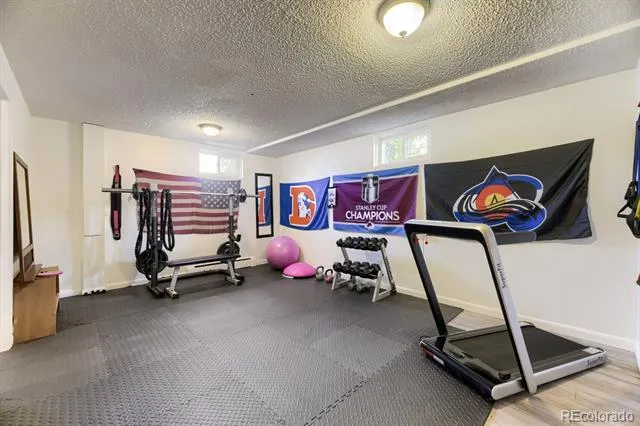 7047 W 62nd Place Arvada, CO 80003