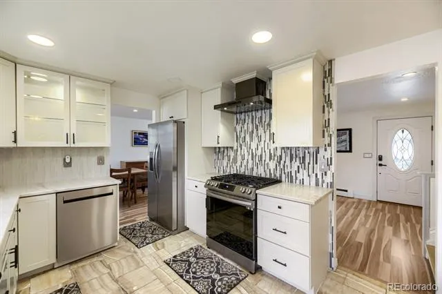 7047 W 62nd Place Arvada, CO 80003