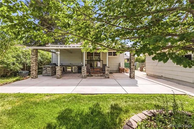 4447 S Acoma Street Englewood, CO 80110