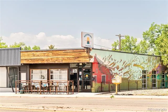 4447 S Acoma Street Englewood, CO 80110