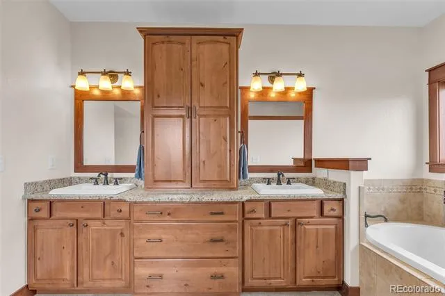 4166 S Castlewood Canyon Road Castle Rock, CO 80104