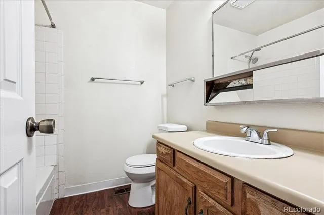 17693 E Loyola Drive #E Aurora, CO 80013