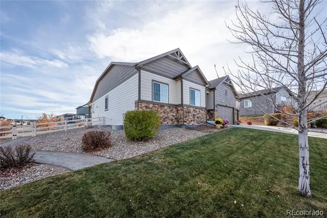 4051 Old Oaks Street Castle Rock, CO 80104