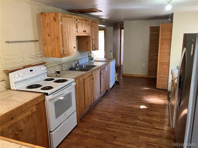 43090 Cr-397 Granite, CO 81228
