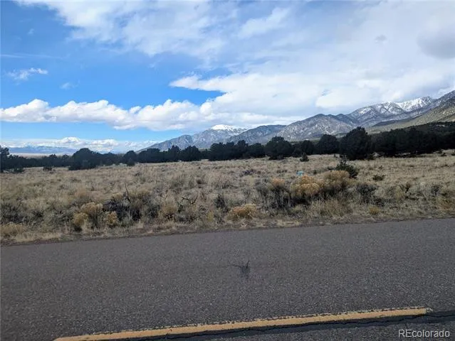 3288 Camino Del Rey Crestone, CO 81131